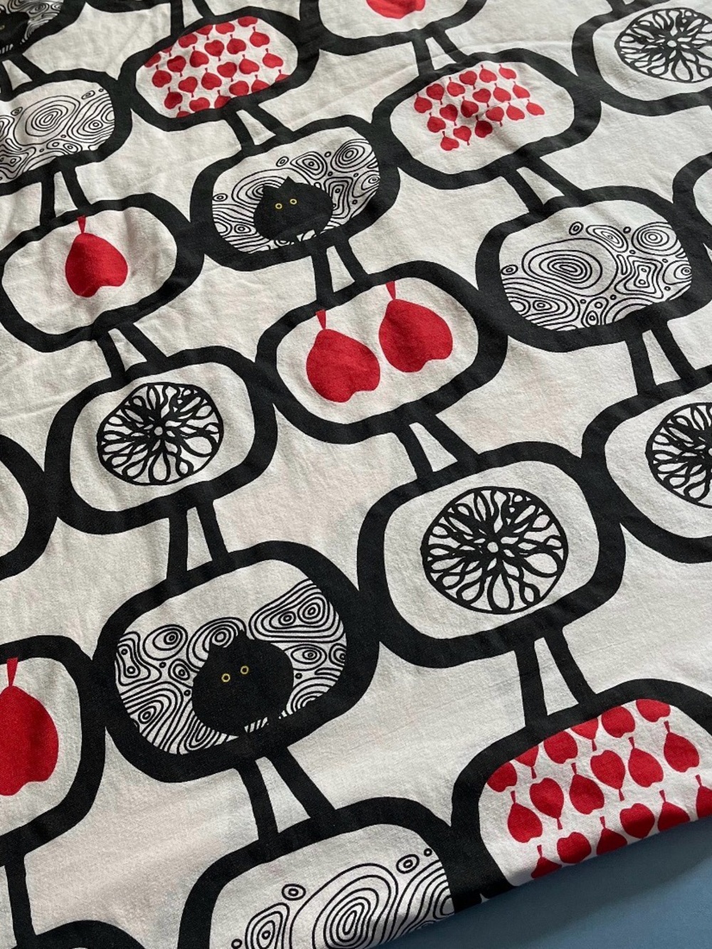 Vintage 1999 IKEA Angsskara Double Duvet Like New - 84x76